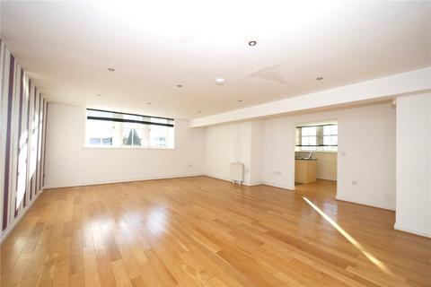 3 bedroom flat for sale, Old School Way, Shipley BD17