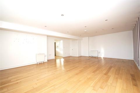 3 bedroom flat for sale, Old School Way, Shipley BD17