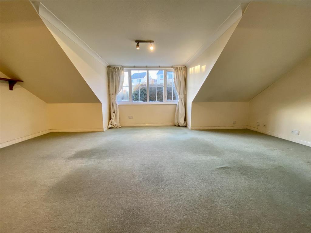 Lounge/Dining area