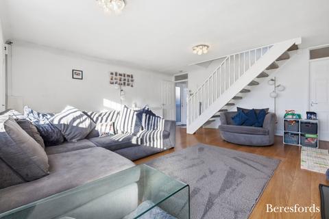 4 bedroom semi-detached house for sale, Hillway, Billericay, CM11