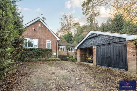4 bedroom bungalow for sale, Hardwick Road, Woburn Sands, Milton Keynes, Bedfordshire, MK17
