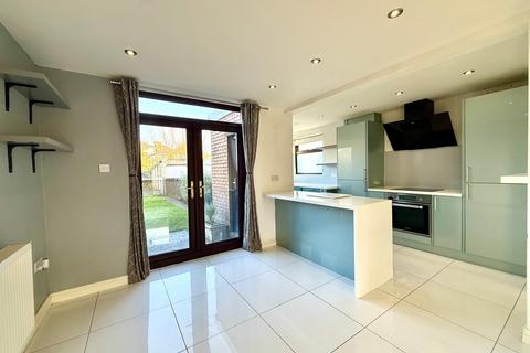 3 bedroom terraced house for sale, Nash Grove, Newport NP19