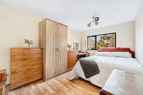 3 bedroom detached house for sale, Cowper Road, Hanwell, London, W7 1EJ