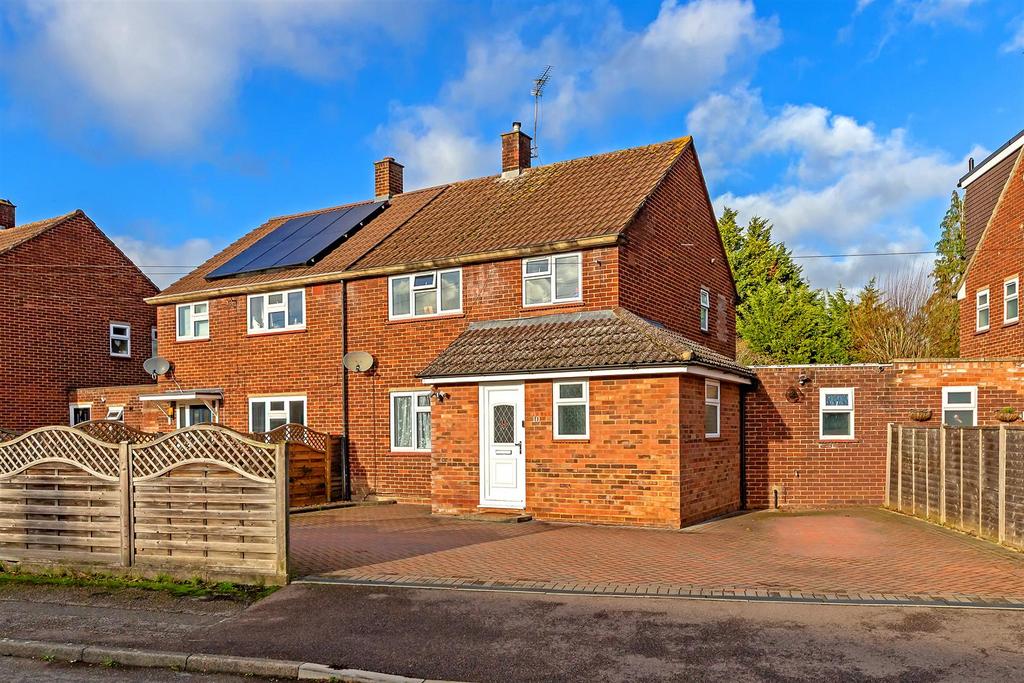 10 Birchwood Way-1.jpg