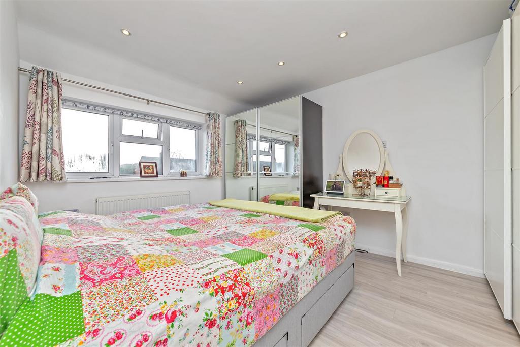 10 Birchwood Way-32.jpg