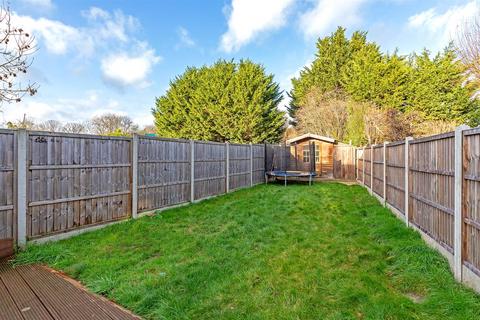 3 bedroom semi-detached house for sale, Birchwood Way, Park Street, St. Albans