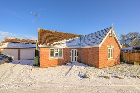 2 bedroom detached bungalow for sale, Glendon Gardens, Leverington, Wisbech, Cambridgeshire, PE13 5FA