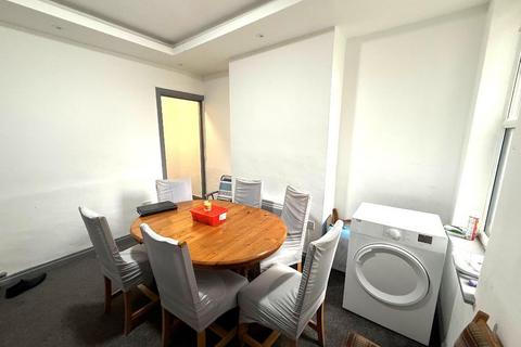 3 bedroom terraced house for sale, High Town, Luton LU2