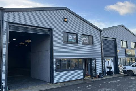 Warehouse to rent, 31-37 Timothys Bridge Rd Stratford Upon Avon CV37 9NQ