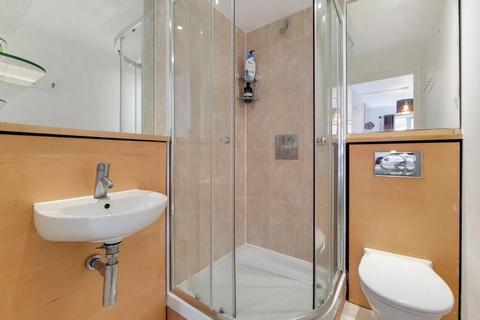 2 bedroom apartment to rent, Holly Court, John Harrison Way, Greenwich, O2, Greenwich Village, London, SE10 0BP