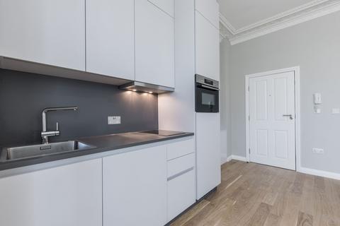 undefined, Flat 1 119 Uxbridge Road