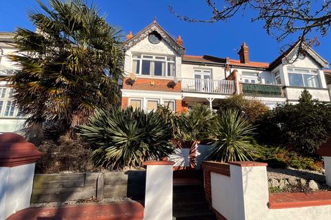 3 bedroom flat for sale, Westcliff-on-Sea SS0