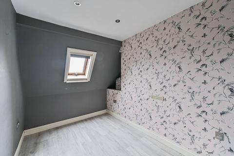 1 bedroom flat for sale, Streatham High Road, Streatham Common, London, SW16