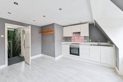 1 bedroom flat for sale, Streatham High Road, Streatham Common, London, SW16