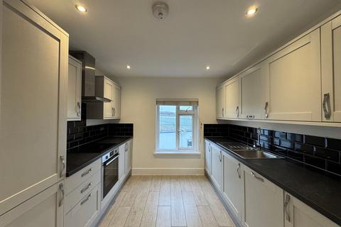 2 bedroom flat to rent, Andover Lodge Flat 4, St Peter, JE3 7AF