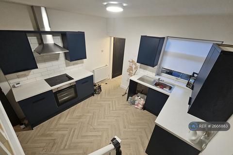 2 bedroom terraced house to rent, West End Road, Haydock, St. Helens, WA11