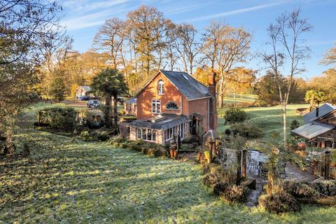 4 bedroom detached house for sale, Whimple, Exeter