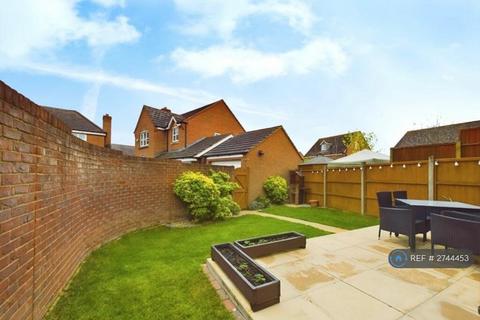 1 bedroom in a house share to rent, Hornbeam Road, Peterborough, PE7