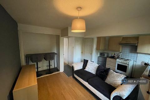 Studio to rent, Oak Croft, Clayton-Le-Woods, Chorley, PR6