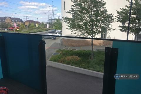 2 bedroom flat to rent, Leslie Hitchcock House, Barking, IG11