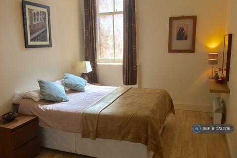 undefined, High Street, Perth, PH1