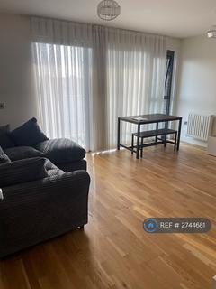 1 bedroom flat to rent, Hythe House, London, N4
