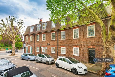 3 bedroom flat to rent, The Mall, London, W5