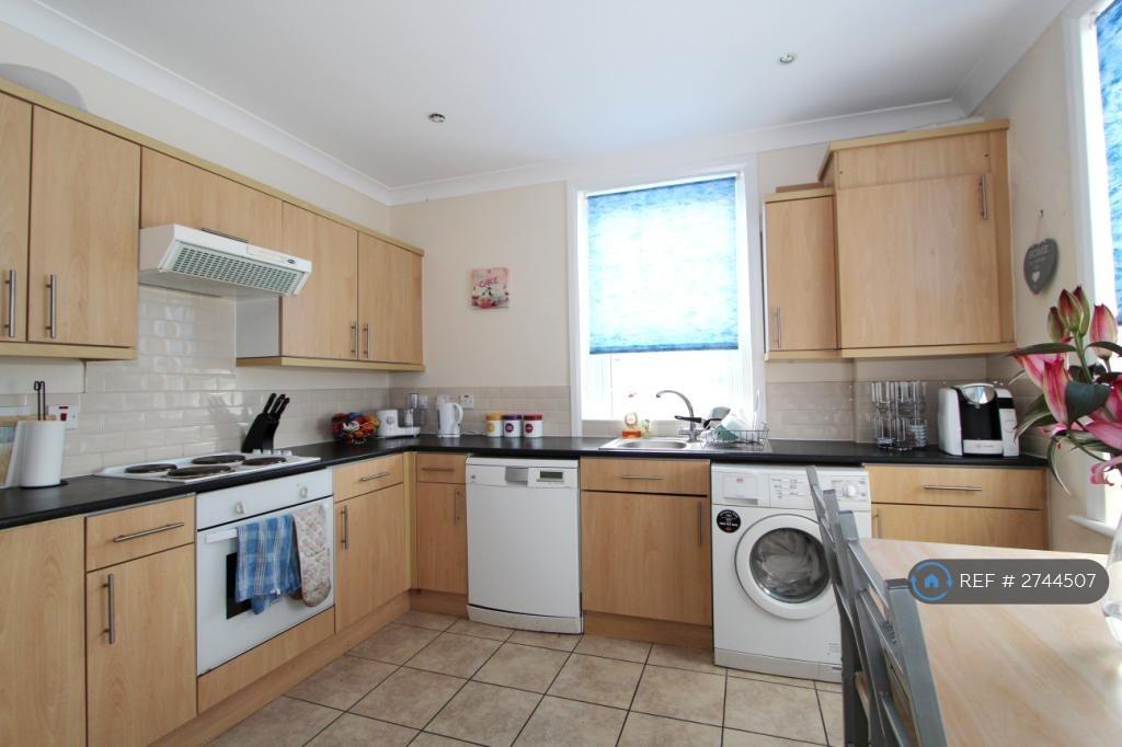 Kitchen (Hob/Oven Has Been Replaced Since)