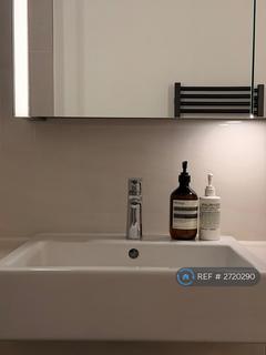 1 bedroom flat to rent, Vetro Court, London, E14