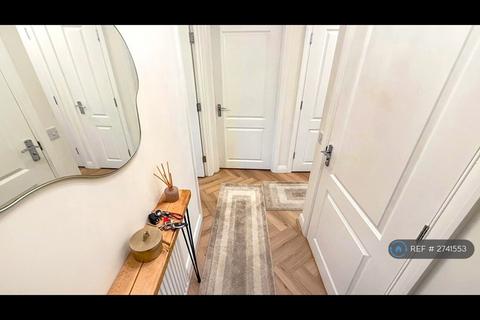 undefined, Itea Court, Uxbridge, UB8