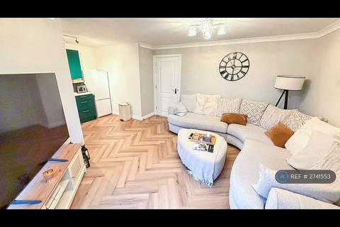 undefined, Itea Court, Uxbridge, UB8