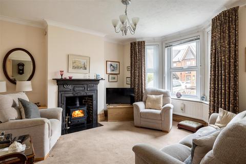 3 bedroom semi-detached house for sale, Haywards Road, Haywards Heath