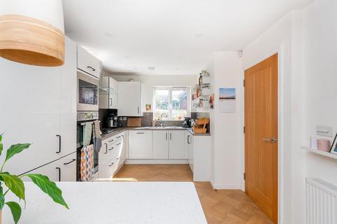 4 bedroom terraced house for sale, St. Francis Road, Ashton
