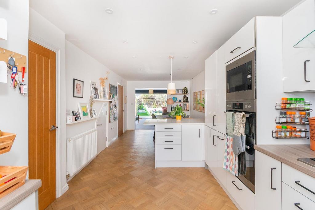 0 S7 FRBR - Kitchen Diner A.jpg