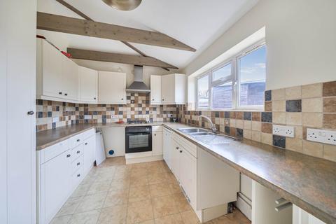 2 bedroom semi-detached house for sale, Chapel Close, Dunstable LU5