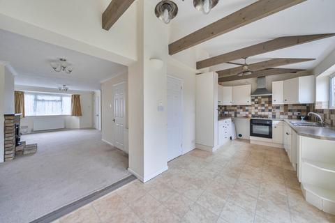 2 bedroom semi-detached house for sale, Chapel Close, Dunstable LU5