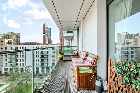 1 bedroom apartment for sale, Ravens Walk, London