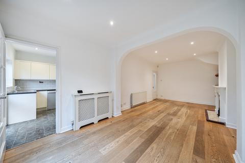 3 bedroom bungalow for sale, Lime Grove, Ruislip