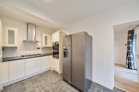 3 bedroom bungalow for sale, Lime Grove, Ruislip