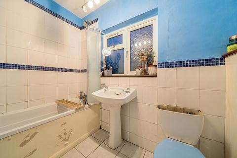 undefined, Mount Park Road, Pinner