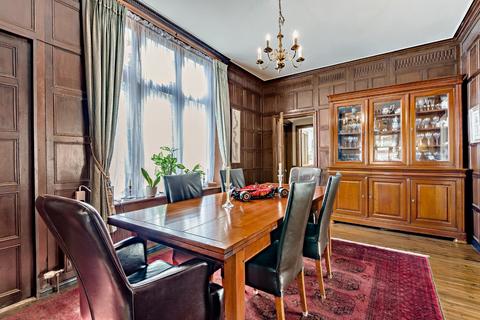 4 bedroom detached house for sale, Forest Road, Wokingham, Berkshire