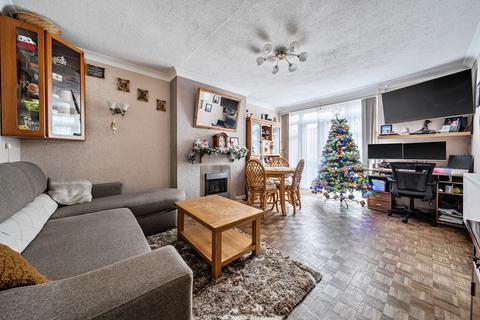 undefined, Mowbray Drive, Tilehurst, Reading