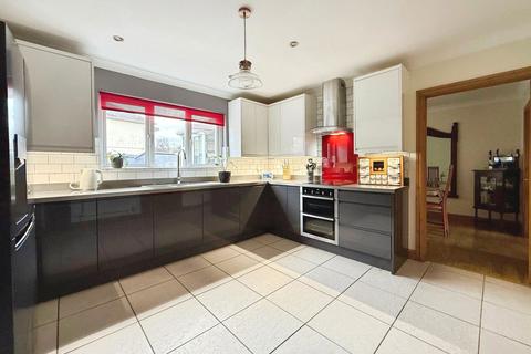 4 bedroom detached house for sale, Maes Y Gorof, Swansea SA9