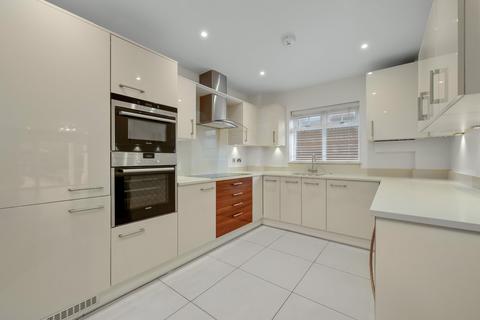 2 bedroom apartment for sale, Elizabeth Place, 53 More Lane, Esher, Surrey, KT10