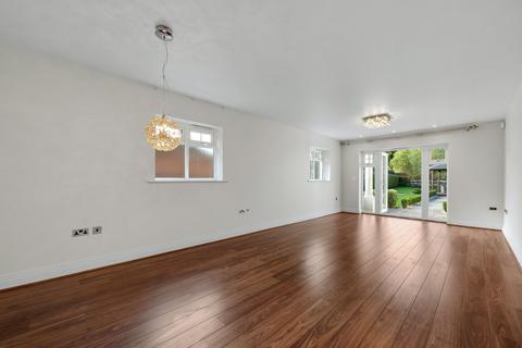 2 bedroom apartment for sale, Elizabeth Place, 53 More Lane, Esher, Surrey, KT10