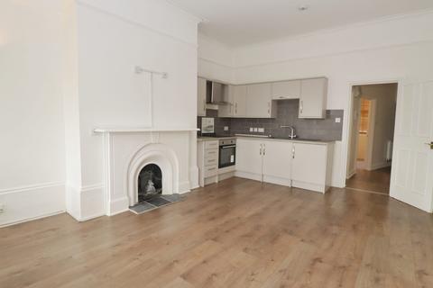 2 bedroom apartment to rent, Wellington Crescent, Ramsgate
