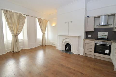 2 bedroom apartment to rent, Wellington Crescent, Ramsgate