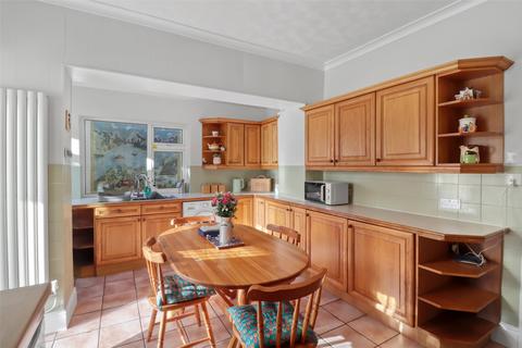2 bedroom end of terrace house for sale, Foxbeare Road, Ilfracombe, Devon, EX34