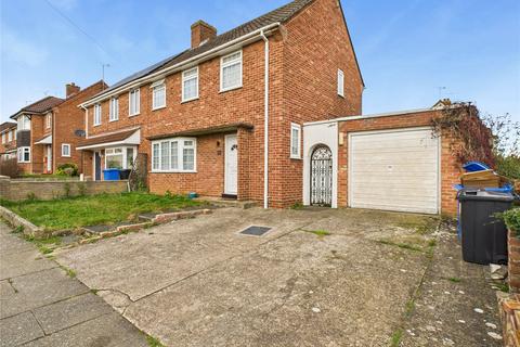 3 bedroom semi-detached house to rent, Montgomery Road, Ipswich, Suffolk, IP2