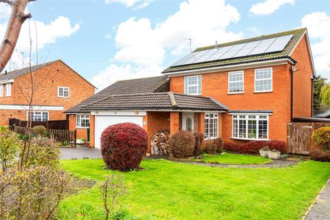 4 bedroom detached house for sale, Cumberland Close, Aylesbury, Buckinghamshire, HP21